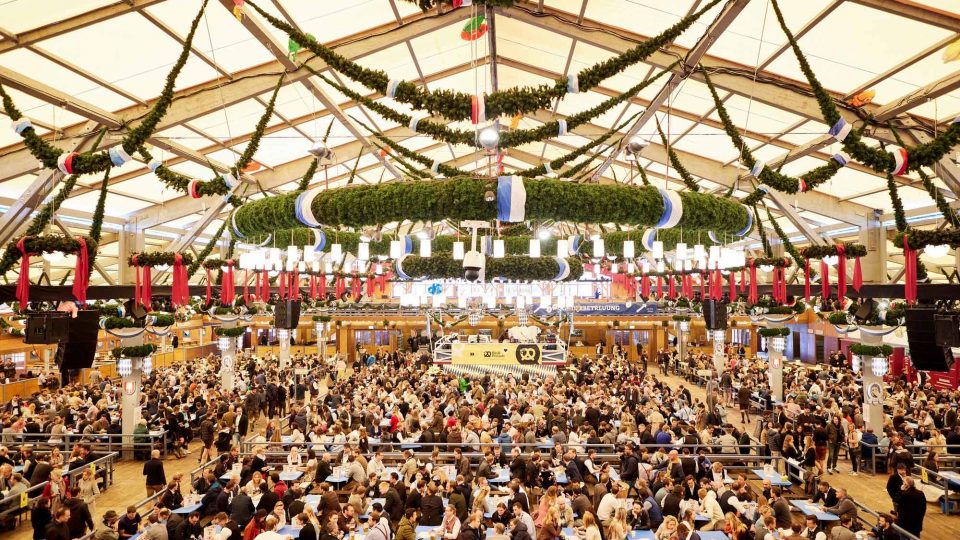 Vodafone KabelRouter blinkt rot Was tun und wie beheben?