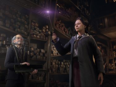 Zauberin hält in Hogwarts Legacy einen Zauberstab in der Hand
