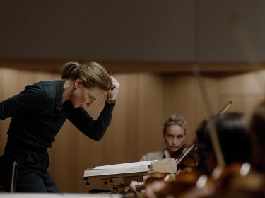 Lydia Tár während eines Konzertes