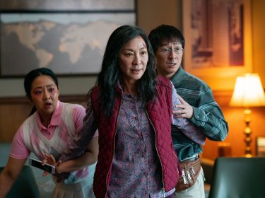 evelyn beschützt joy und waymond