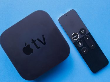 Streaming-Box Apple TV 4K mit Fernbedienung