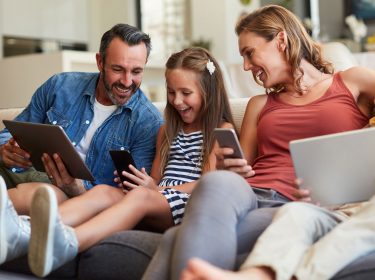 familie surft im internet beste internet tarife für familie und wg