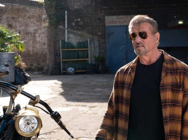 Barney Ross (Sylvester Stallone).