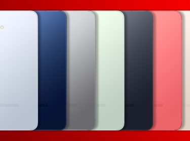 Das Samsung Galaxy S25 in allen sieben Farbvarianten vor rotem Hintergrund