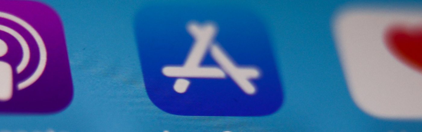 Icon des App Store von Apple auf einem Display: Weißes A vor blauem Hintergrund