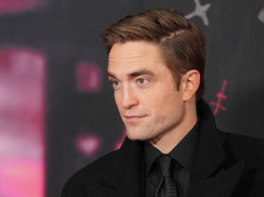 Mickey 17-Hauptdarsteller Robert Pattinson