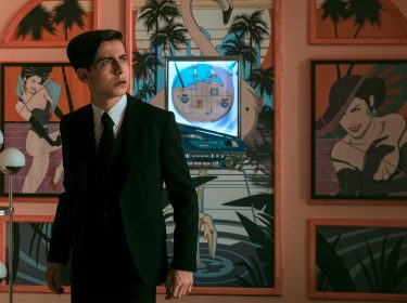 Aidan Gallagher als Number Five in Folge 309 von The Umbrella Academy.