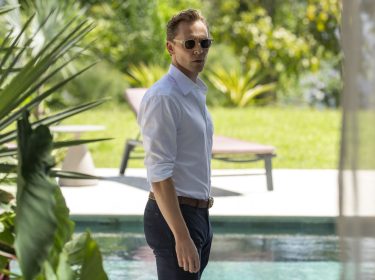Tom Hiddleston als Jonathan Pine in 