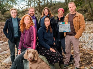 Ein Teil der Crew bei den Dreharbeiten der Folge 