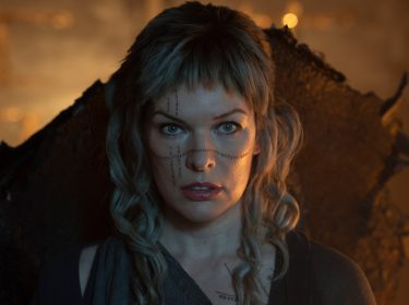 In der Kritik zu In the Lost Lands siehst Du Milla Jovovich als Hexe Gray Alys