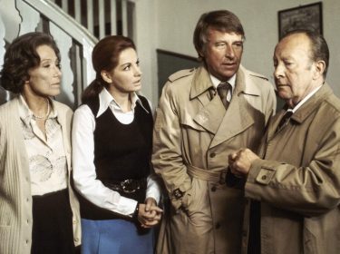 Brigitte Horney, Johanna von Koczian, Günther Schramm, Erik Ode in einer Szene von 