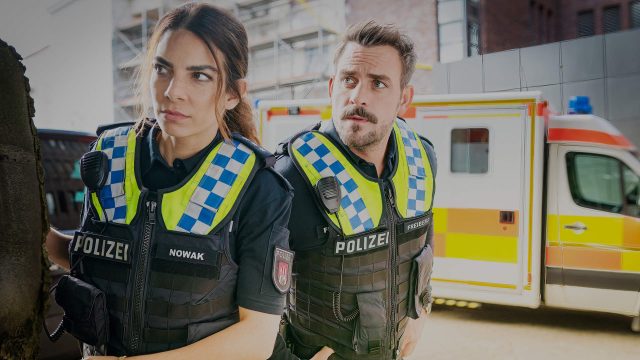Isa (Lilli Hollunder) und Kris (Marc Barthel) in der ZDF-Seire "Notruf Hafenkante"