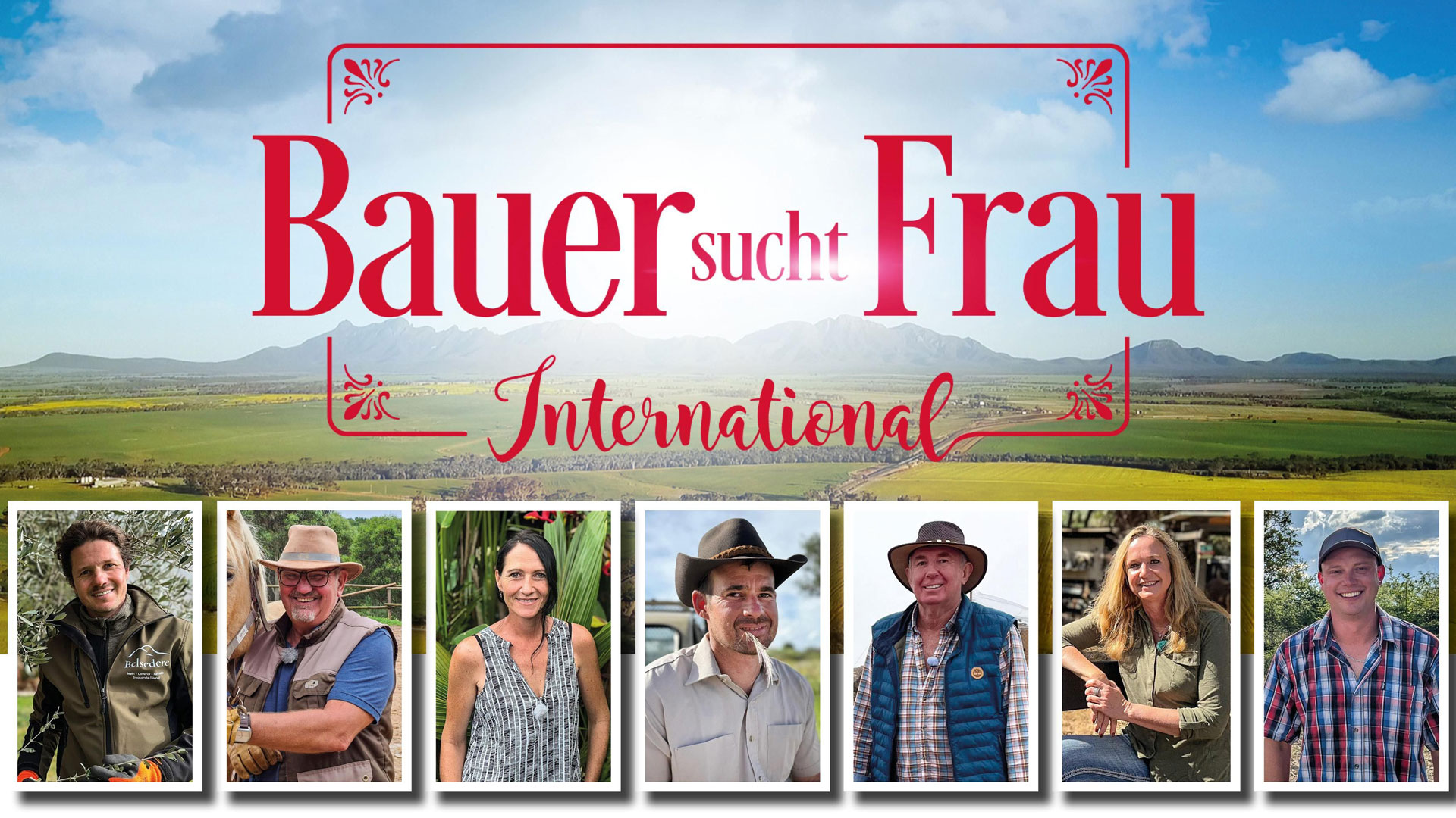 Offizielles Pressebild zur RTL-Sendung „Bauer sucht Frau international Staffel 7“. Oben ist das bekannte Logo der Kuppelshow vor einer weiten Landschaft mit Bergen und Feldern zu sehen. Darunter sind sieben Kandidatinnen und Kandidaten der neuen Staffel abgebildet – jeweils einzeln porträtiert in natürlicher Umgebung. Die Stimmung ist offen, sympathisch und einladend.