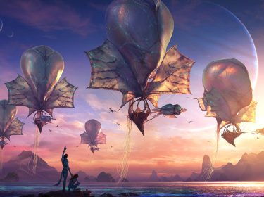 Auf dem Bild aus Avatar 3 schweben mehrere ballonartige Kreaturen bei Sonnenuntergang. Im Vordergrund stehen zwei Na’vi-Figuren auf einem Felsen und blicken nach oben.