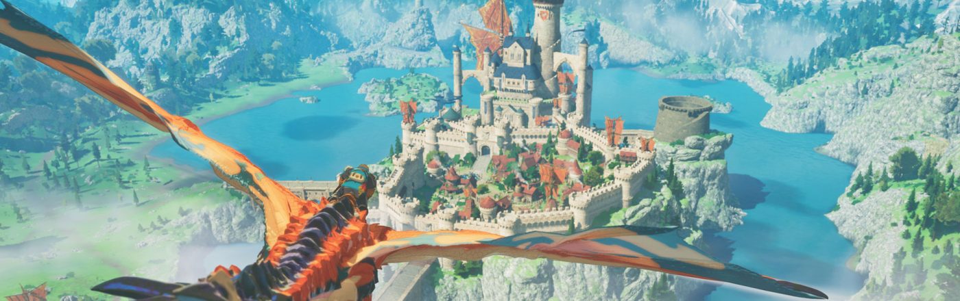 In dieser Szene aus Monster Hunter Stories 3 fliegt ein Reiter auf einem feurig gefärbten Rathalos über die mittelalterlich anmutende Stadt Azuria, die auf einem Felsplateau zwischen Seen und Bergen liegt. Die imposante Burg im Zentrum ist von roten Bannern geschmückt. Die Stimmung wirkt abenteuerlich und fantasievoll