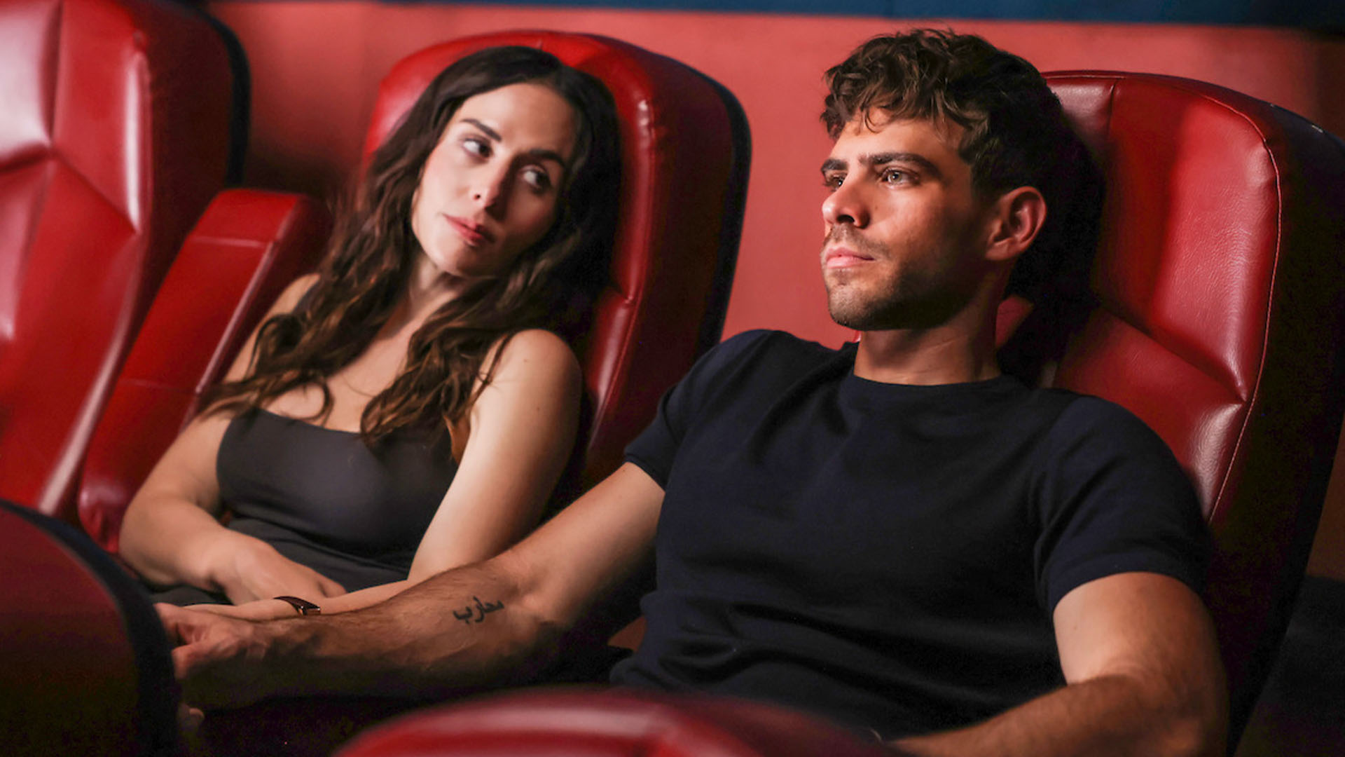 Zuria Vega und Andres Baida in Unsagbare Sünden