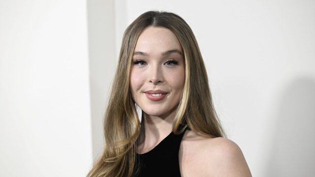 Ella Beatty bei der Premiere von FX's "Feud: Capote Vs. The Swans"