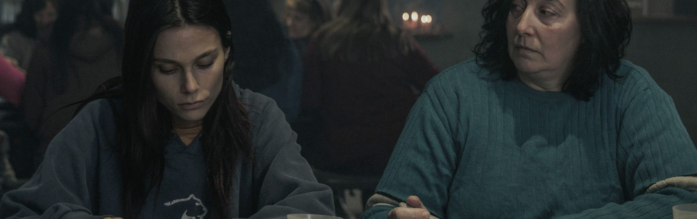 Ana Garibaldi und Vanetina Zenere in Im Dreck