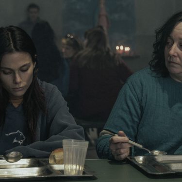 Ana Garibaldi und Vanetina Zenere in Im Dreck