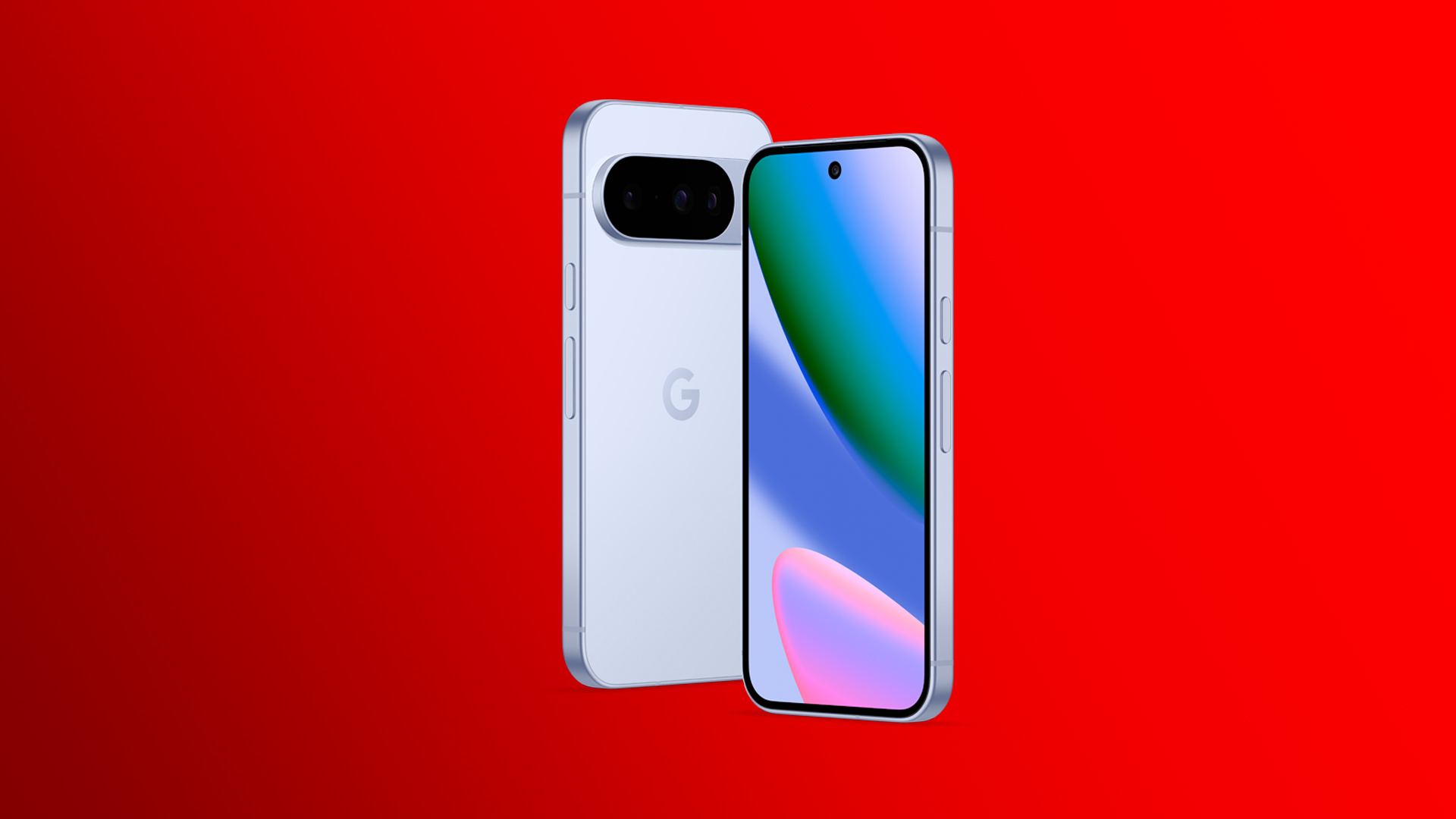 Das Bild zeigt das Google Pixel 10 aus der Google Pixel 10-Reihe in der Farbe Frost (Hellblau) vor einem knallroten Hintergrund. Links ist die Rückseite mit der markanten Kameraleiste sichtbar, rechts die Vorderseite mit dem farbintensiven Display und zentrierter Frontkamera. Die Aluminiumrahmen wirken kantig und hochwertig verarbeitet.