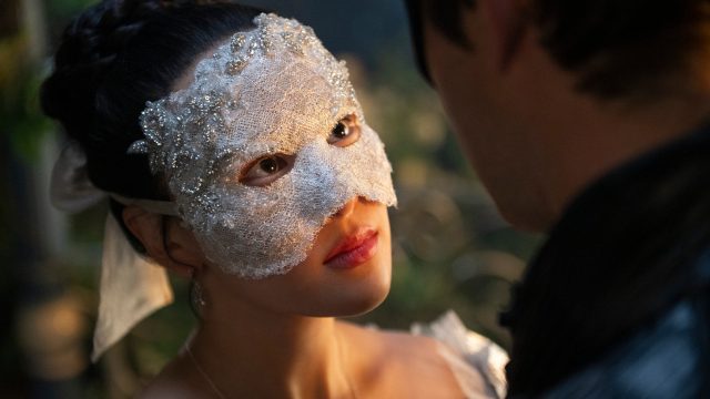 Yerin Ha als Sophie Beckett in Staffel 4, Folge 1 von Bridgerton.