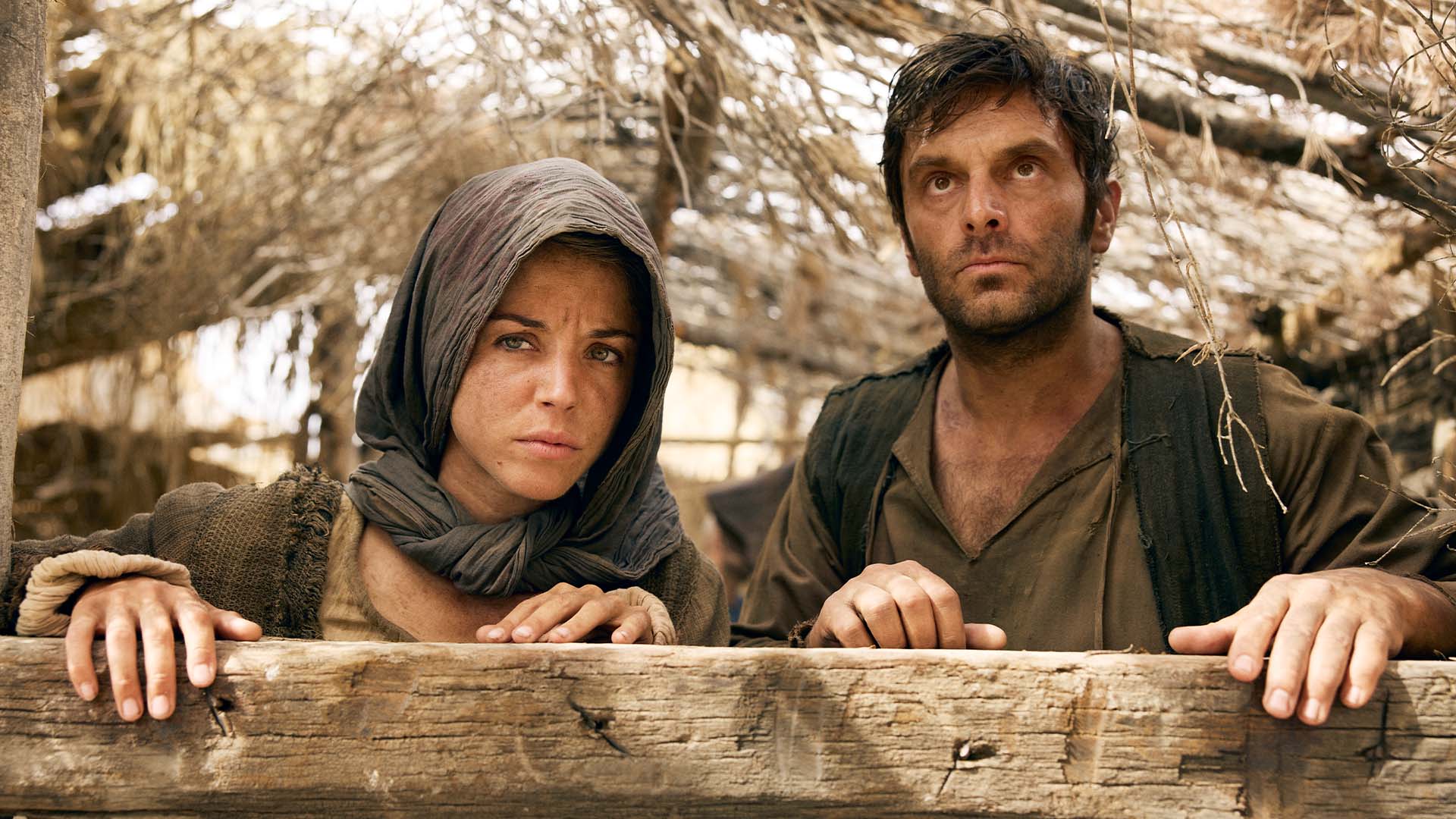 Pio Marmaï und Alice Isaaz in Néro