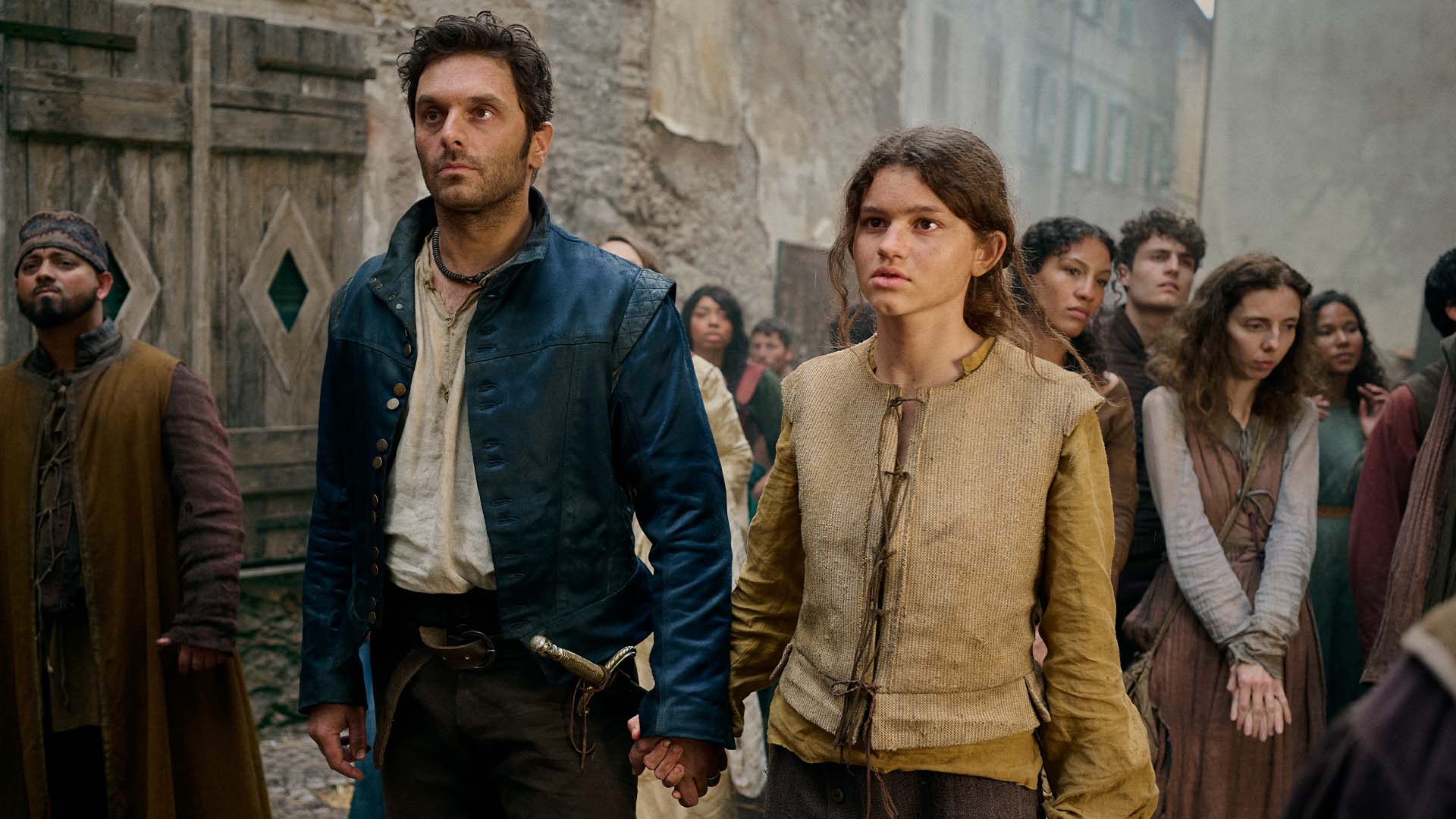 Pio Marmaï und Lili-Rose Carlier Taboury in Néro