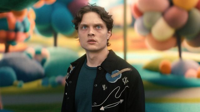 Asa Germann als Sam in Staffel 2 von "Gen V"