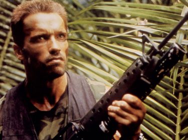 Arnold Schwarzenegger als Alan „Dutch“ Schaefer im Film 