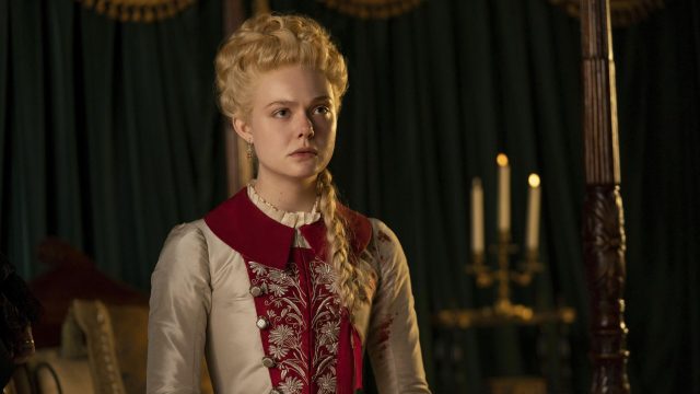 Elle Fanning in einer Szene der Serie "The Great".