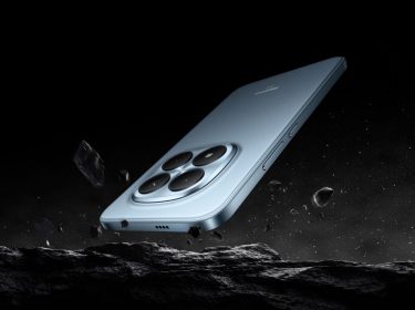 Das Xiaomi Redmi Note 15 Pro 5G trifft auf Wasser.