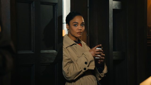 Tessa Thompson als Anna in einer Episode von "His & Hers".
