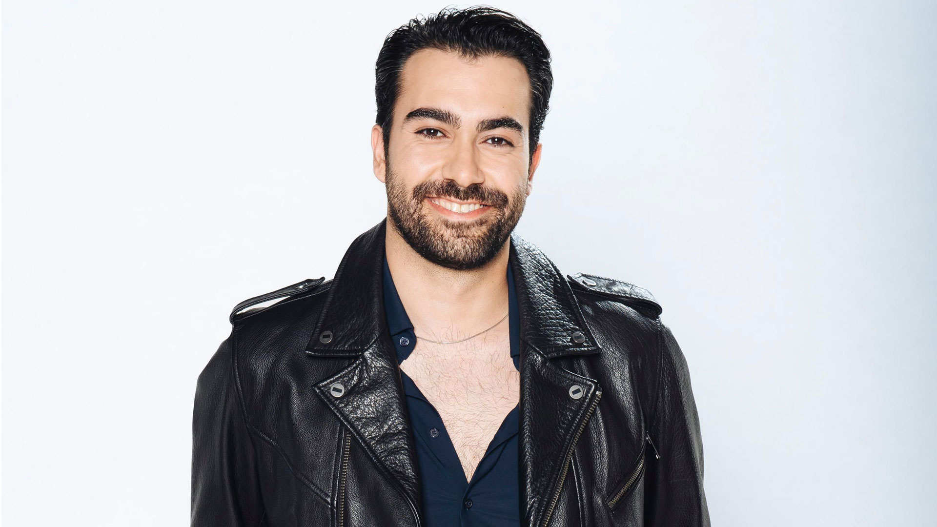 Teil der Unter uns-Besetzung Metehan Demiröz als Baris Gülek