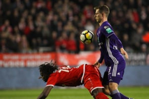 Lawrence in duel met Mbokani