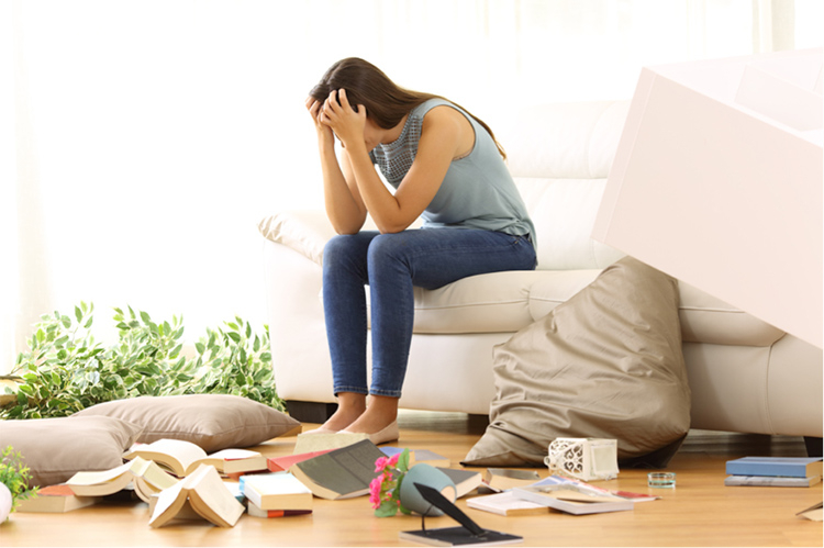 Het zal even schrikken zijn nadat er bij jou is ingebroken, maar probeer zo snel mogelijk de sfeer weer te veranderen in huis