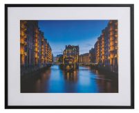 Hamburg by Claudio Testa-
