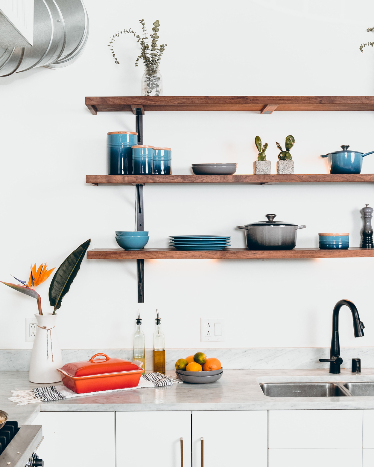 Keukeninspiratie: een low-budgetkeuken kun je ook heel sfeervol inrichten.