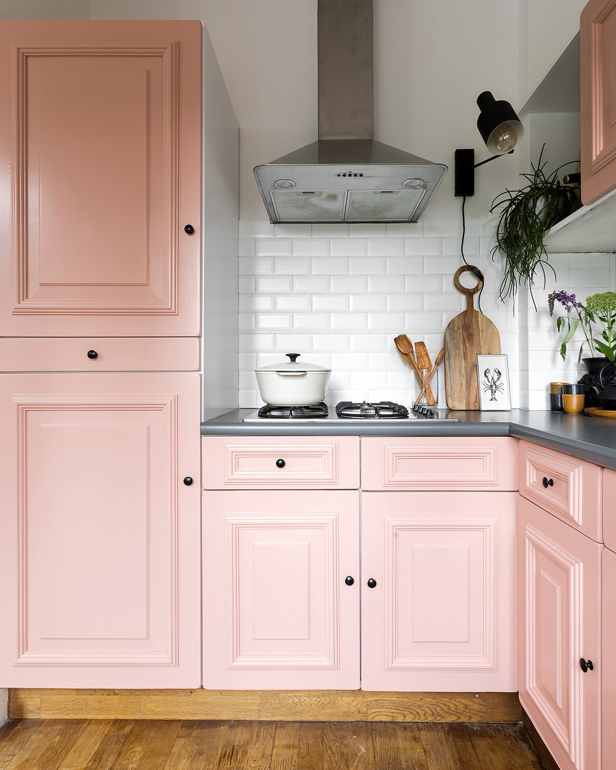 Karwei laat het zien: zelfs je hele keuken kun je vernieuwen met trend upcycling.