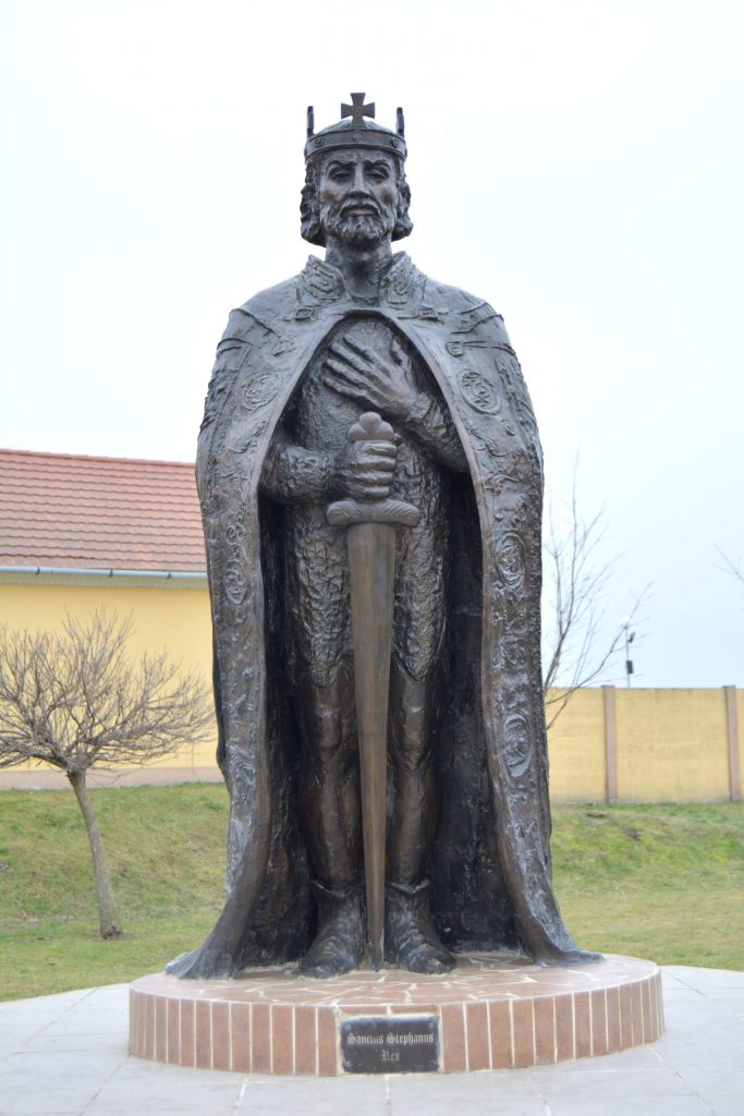 tardoskedd-szent-istvan-szobor (5)
