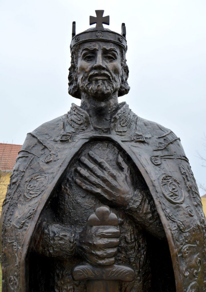 tardoskedd-szent-istvan-szobor (7)