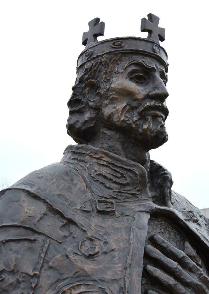 tardoskedd-szent-istvan-szobor (9)