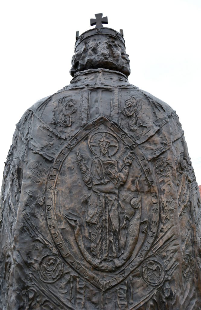tardoskedd-szent-istvan-szobor (12)
