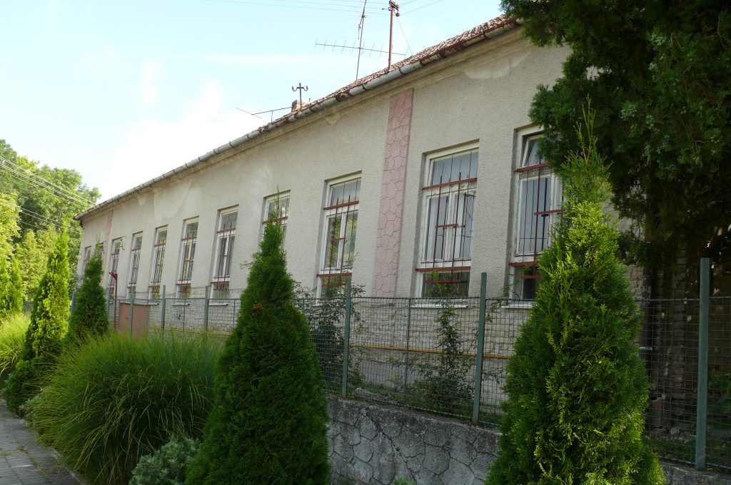 A balonyi nemzeti iskola épülete