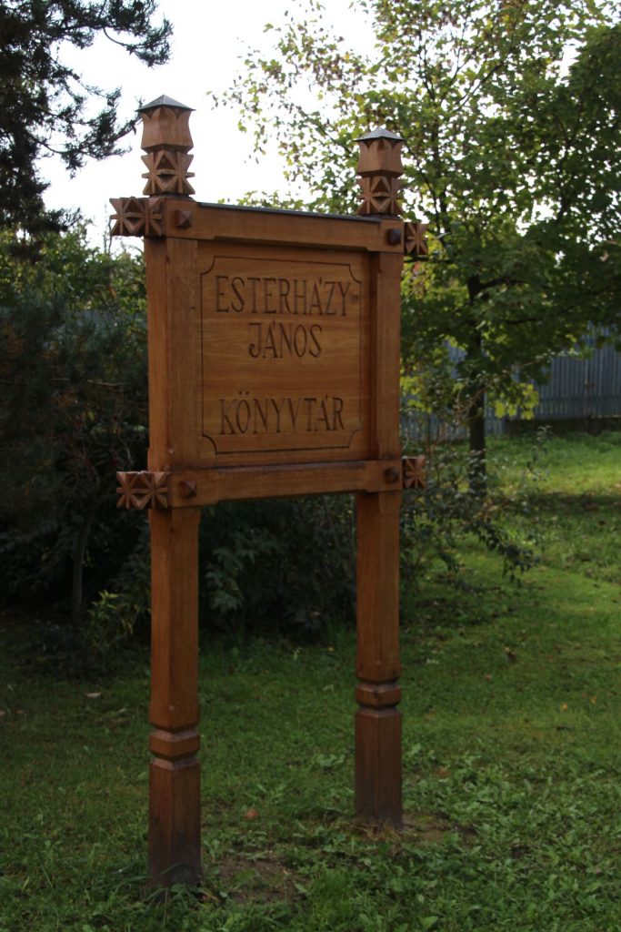 Esterházy emlékpark, emlékfa
