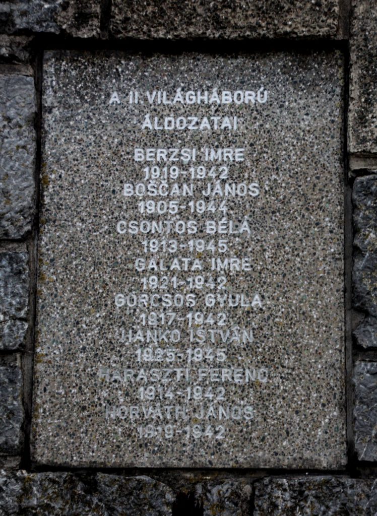 A 2. világháború áldozatainak emlékműve