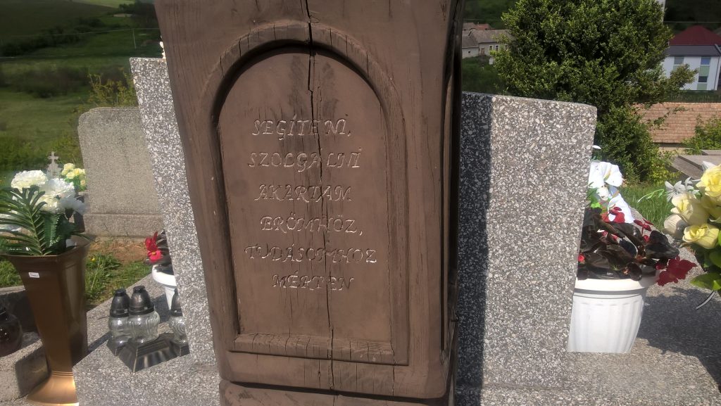 Agócs Béla tanító sírja