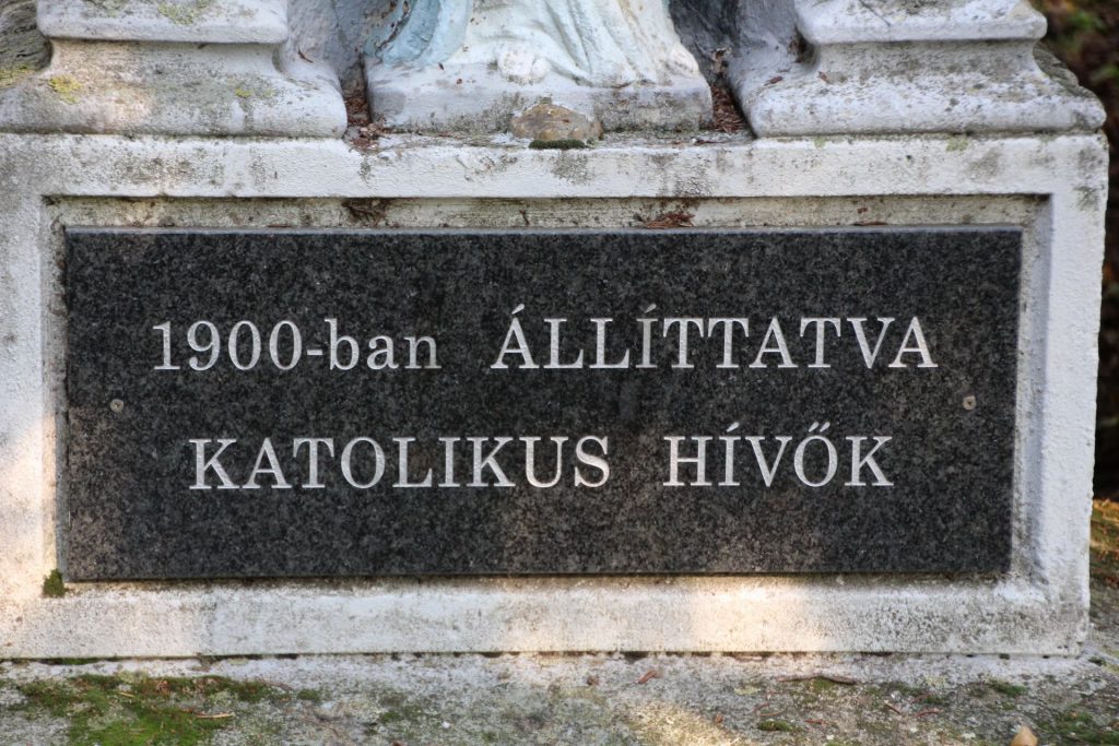 Útmenti kereszt