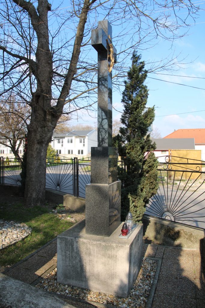 Templomkerti kereszt