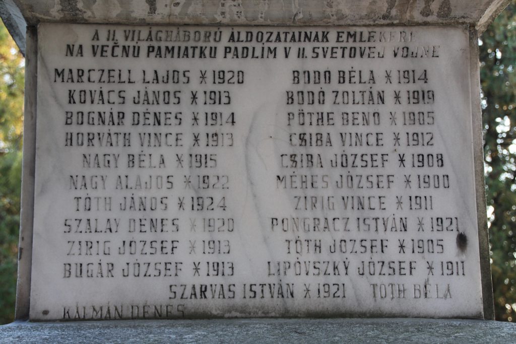 Az 1. 2. világháború hőseinek és a kitelepítettek emlékműve