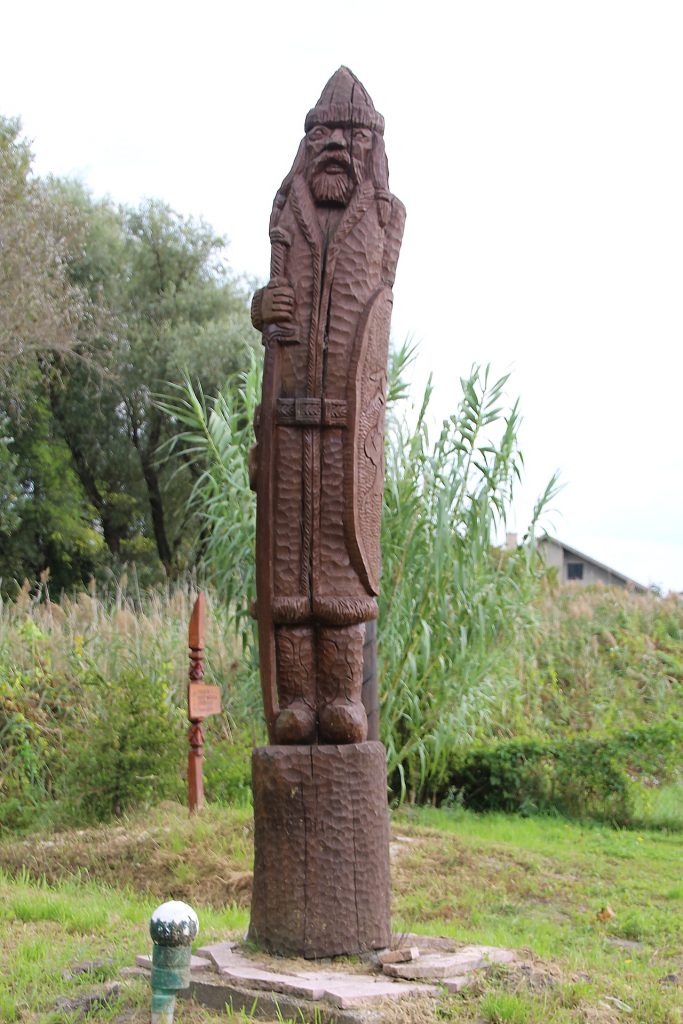 Hét Vezér szoborpark, Töhötöm vezér szobra